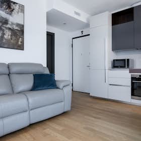 Apartment for rent for €2,150 per month in Milan, Via Francesco Albani