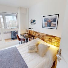 Private room for rent for €779 per month in Nanterre, Rue Salvador Allende