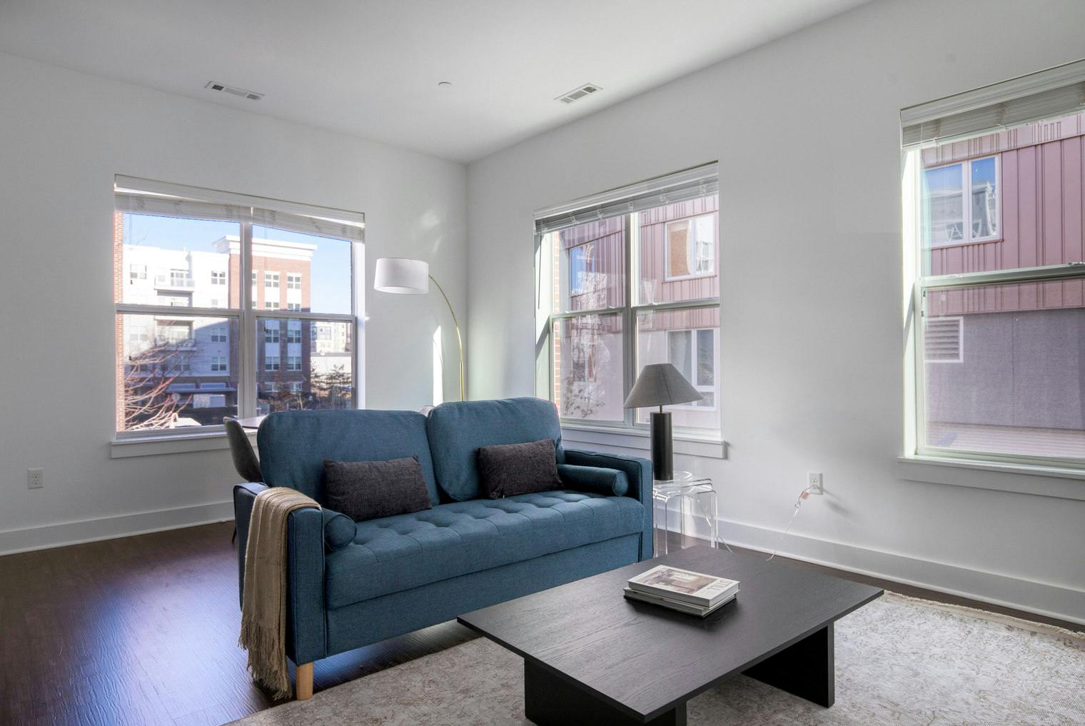 Appartamento in affitto a $6,372 al mese a Cambridge, Fawcett Street