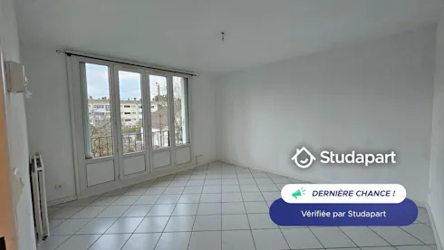 Apartment for rent on Rue de San Francisco, Beauvais