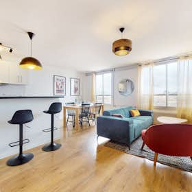 Отдельная комната сдается в аренду за 646 € в месяц в Asnières-sur-Seine, Rue Robert Lavergne