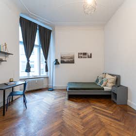 Private room for rent for €720 per month in Berlin, Kantstraße