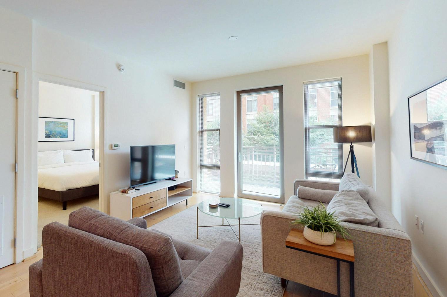 公寓 正在以 $7,617 的月租出租，其位于 Arlington, North Garfield Street