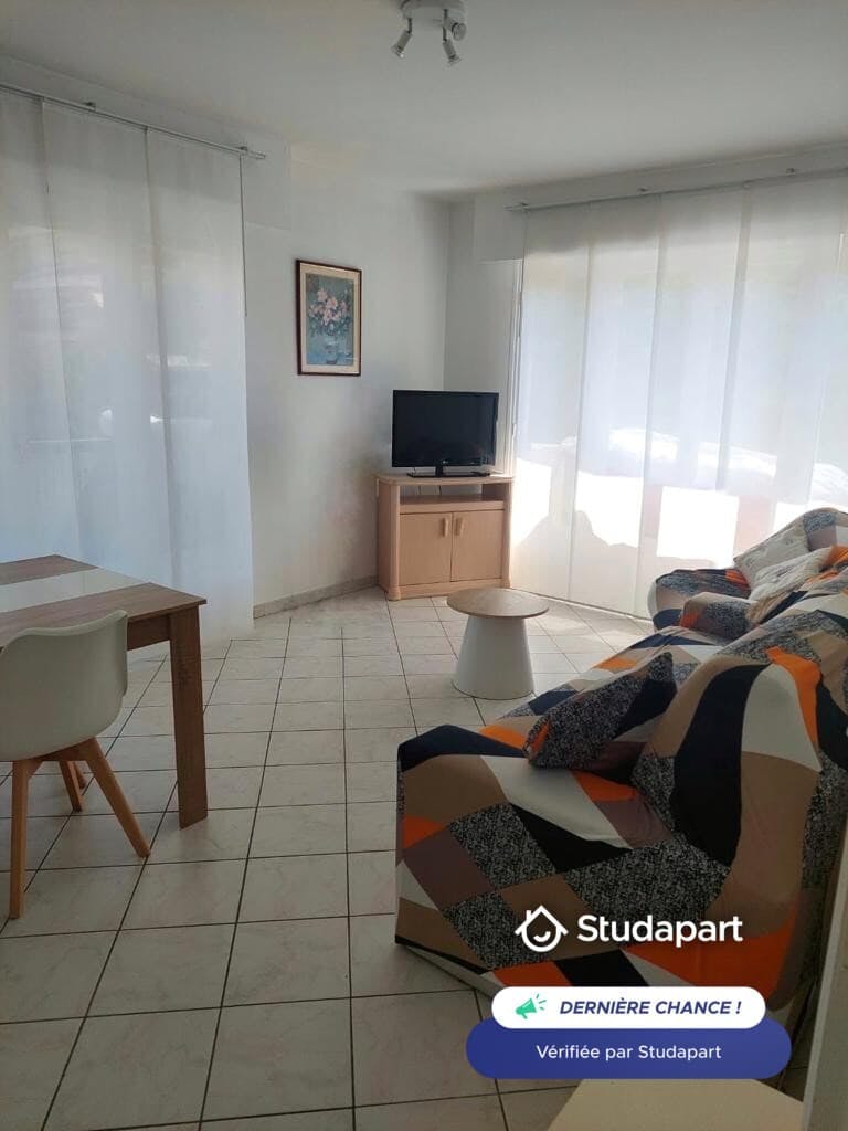 Apartment for rent on Boulevard Raymond Poincaré, Antibes