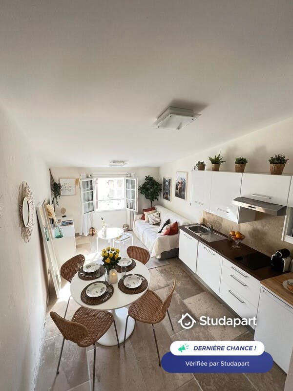 House for rent on Rue Paul Bourgarel, Antibes