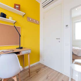 Stanza privata for rent for 655 € per month in Padova, Via Ospedale Civile
