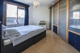 Private room for rent for €910 per month in Amsterdam, Maria Snelplantsoen