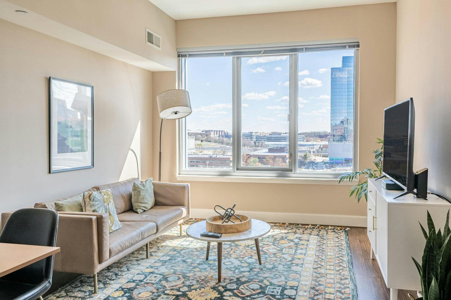 Apartment for rent for $4,746 per month in Reston, Town Sq