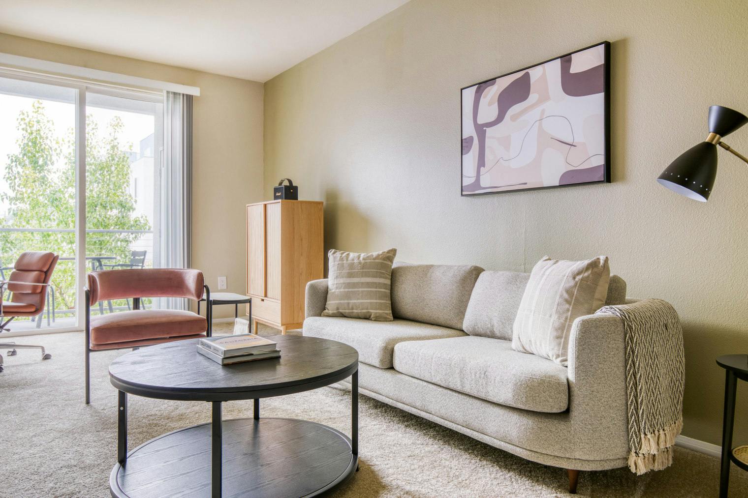 Appartement te huur voor $4,448 per maand in Los Angeles, Westlawn Avenue