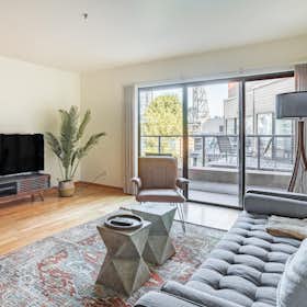 公寓 正在以 $3,214 的月租出租，其位于 Portland, NW Naito Pkwy