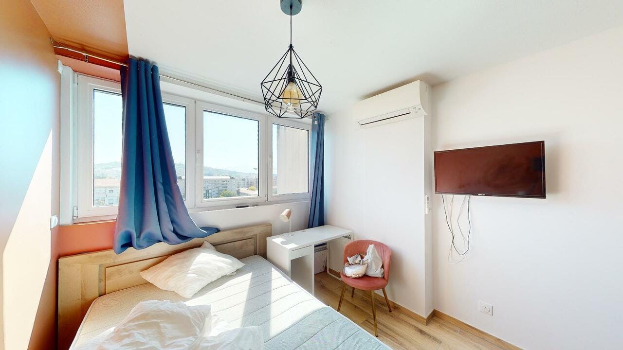Single room Annemasse — photo 1