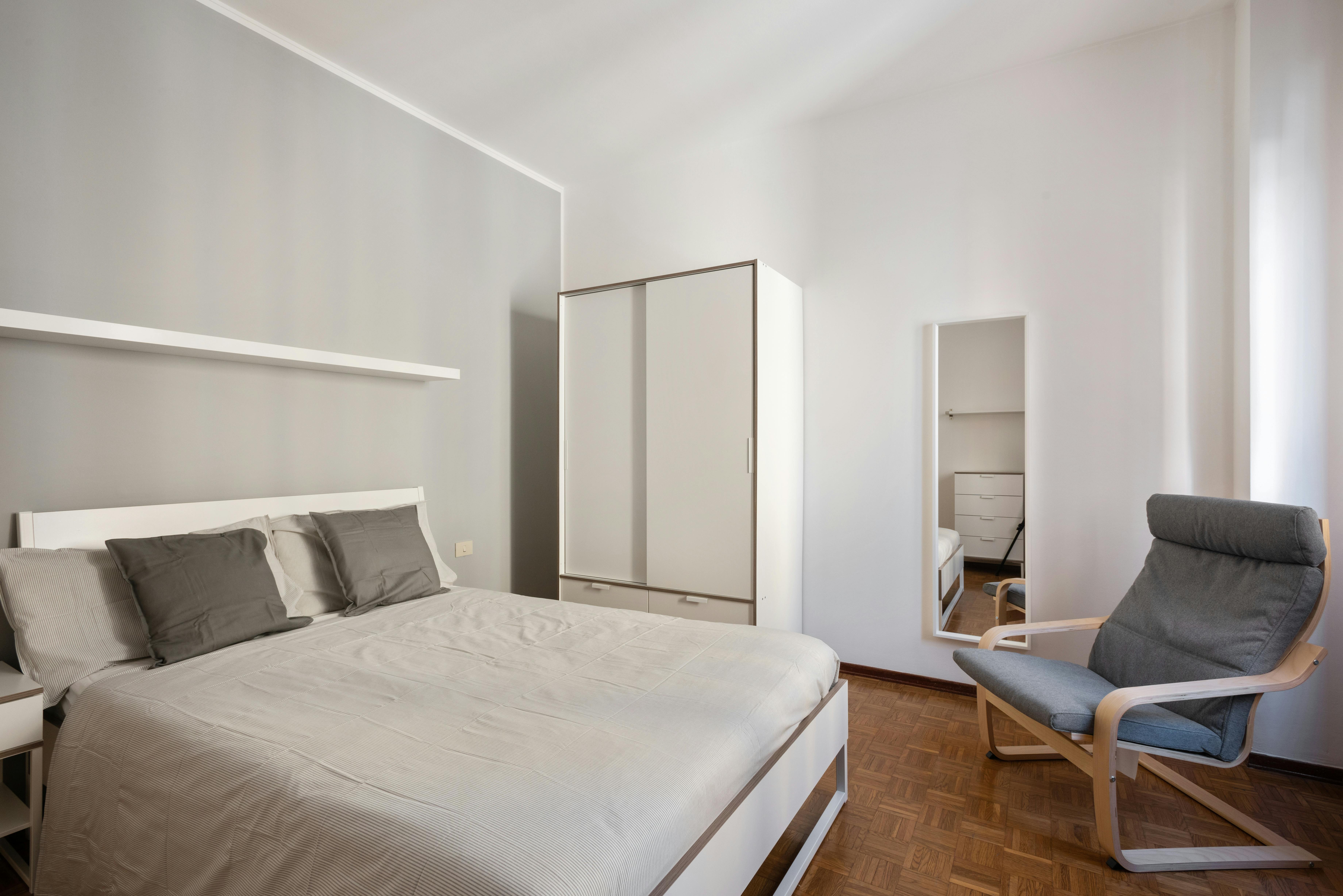 Via Giuseppe Bruschetti, Milan