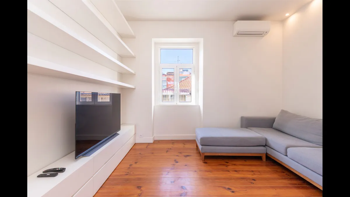 4-Bedroom Apartment in Rua Barbosa Cólen, Lisbon (1478042) ROOM