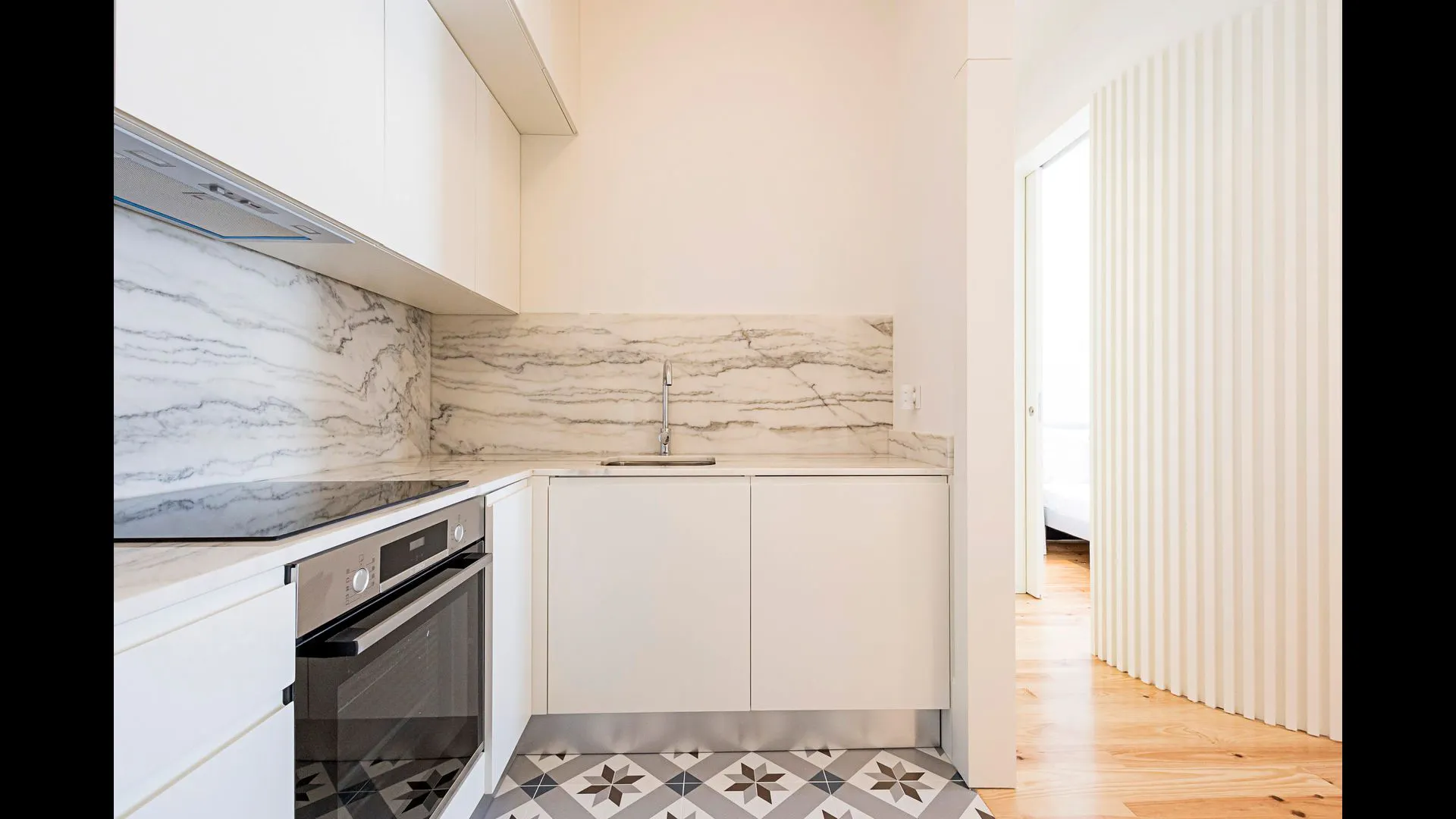 2-Bedroom Apartment in Rua do Duque de Loulé, Porto (1478051) ROOM 2