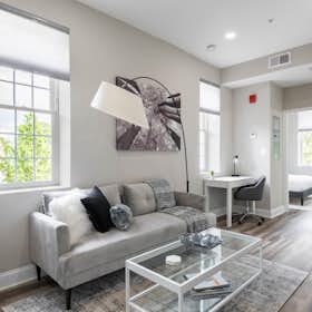 Квартира сдается в аренду за $3,320 в месяц в Washington, D.C., 7th St SE