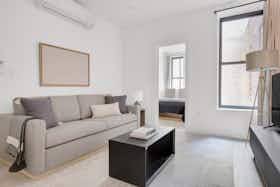 Appartement te huur voor $5,590 per maand in Brooklyn, Court St