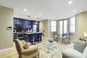 Appartement à louer pour 3 146 £GB/mois à London, Clapham Common West Side