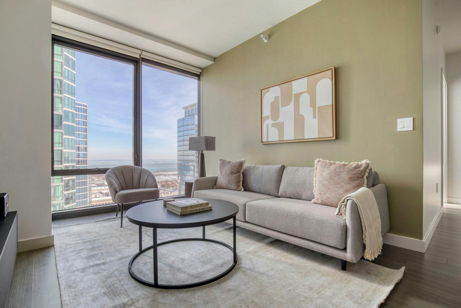 Apartment for rent for $5,843 per month in Chicago, South Indiana Avenue