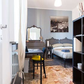 Private room for rent for €820 per month in Milan, Via Giacomo Zanella