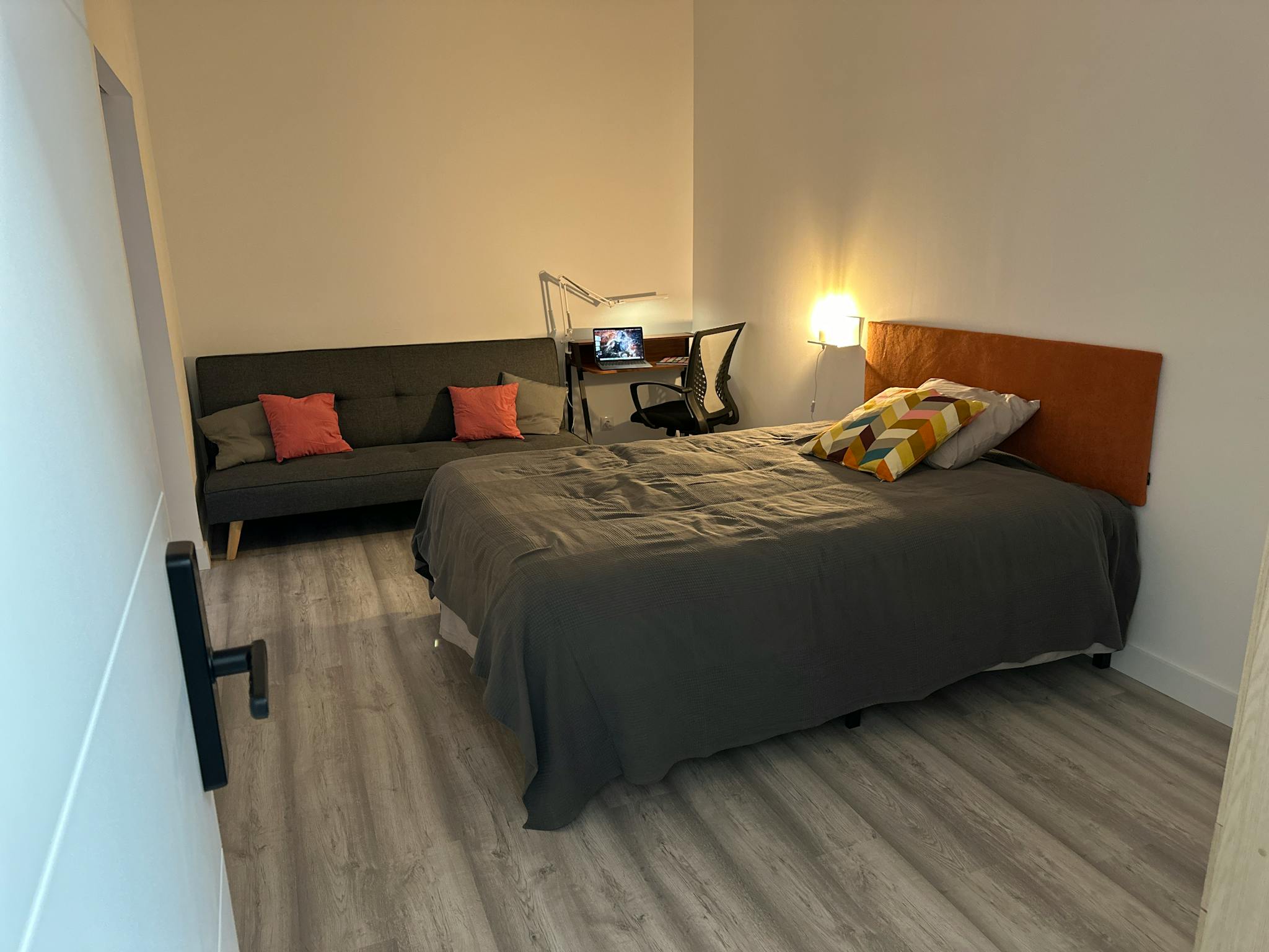 Avenida 24 de Julho, Lisbon preview