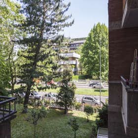 Private room for rent for €750 per month in Milan, Via Bartolomeo d'Alviano