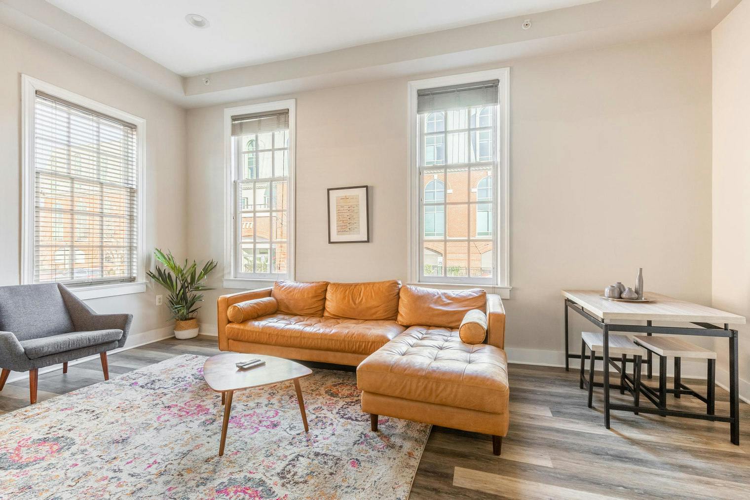 Квартира за оренду для $8,816 на місяць у Alexandria, Duke Street