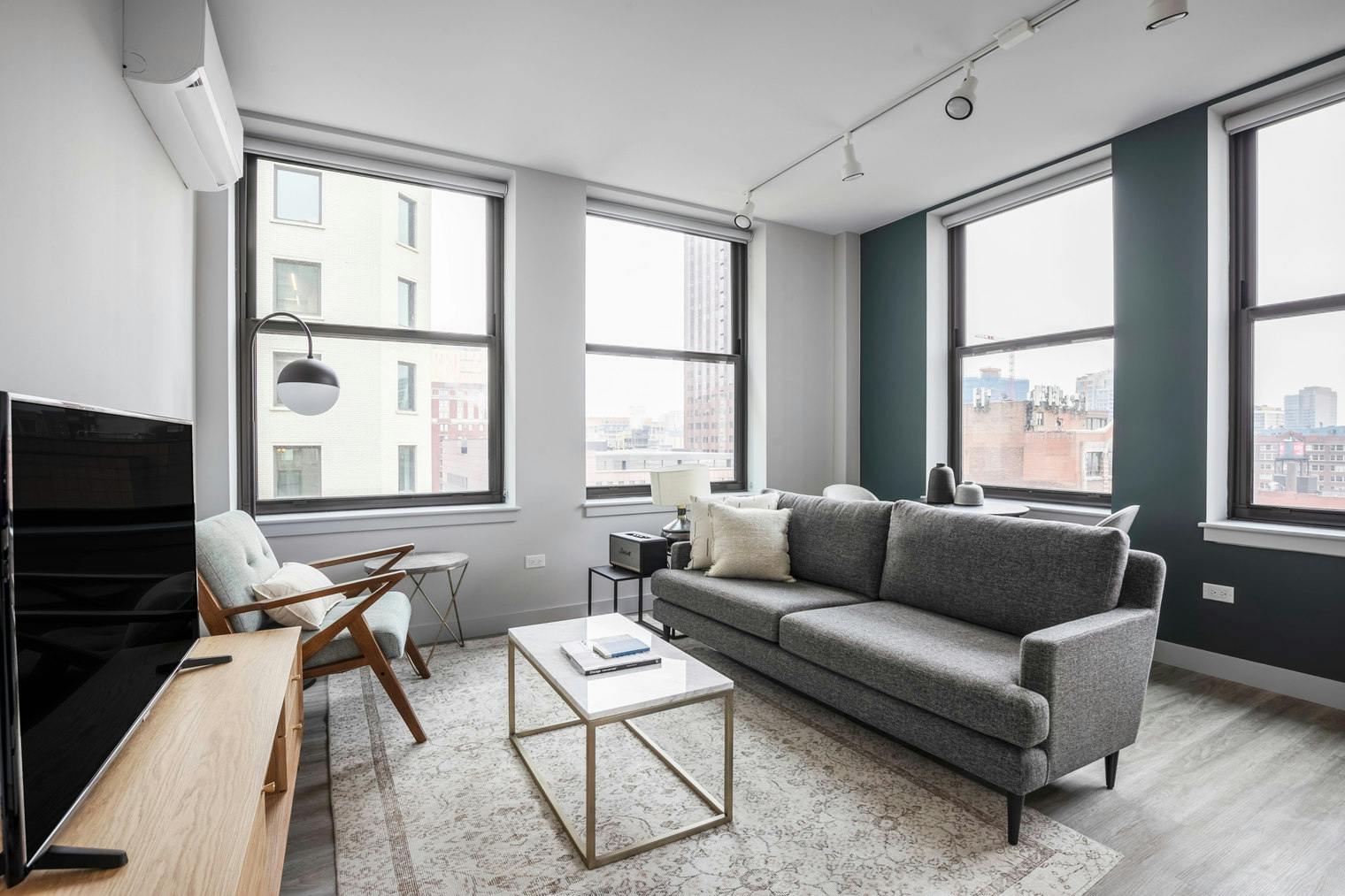 Apartment for rent for $3,006 per month in Chicago, South Wells Street