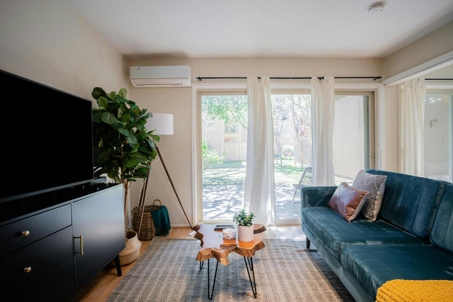 Appartement te huur voor $4,914 per maand in Palo Alto, Channing Avenue