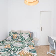 WG-Zimmer for rent for 500 € per month in Sintra, Rua Luís Simões