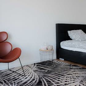 Apartment for rent for €1,079 per month in Berlin, Allee der Kosmonauten