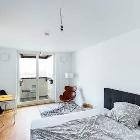 Apartamento para alugar por € 1.213 por mês em Berlin, Allee der Kosmonauten
