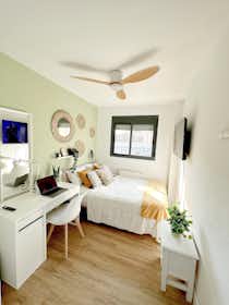 Приватна кімната за оренду для 650 EUR на місяць у Madrid, Calle del Golfo de Salónica