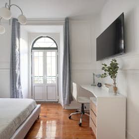 Private room for rent for €700 per month in Lisbon, Rua Cidade da Horta