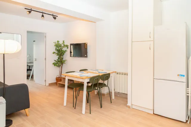 Private room in Calle Navas de Tolosa, Zaragoza (1488789) room image 10