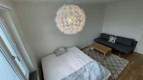 Private room for rent for SEK 8,158 per month in Stockholm, Vittangigatan