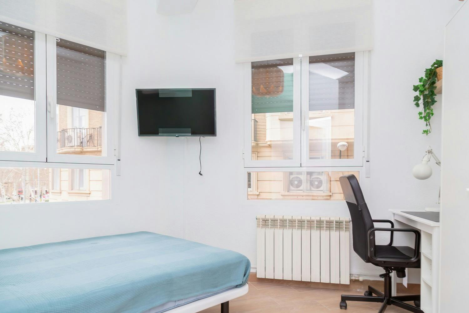 Calle Arzobispo Doménech, Zaragoza preview