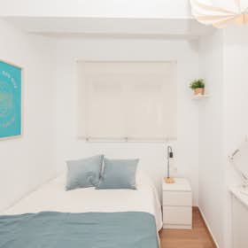 Private room for rent for €350 per month in Valencia, Carrer d'Escalante