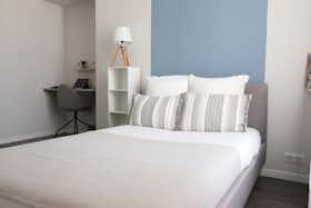 Отдельная комната сдается в аренду за 660 € в месяц в Nice, Rue Arson
