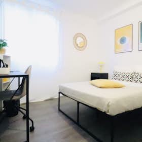 Privé kamer te huur voor € 660 per maand in Nice, Boulevard de Stalingrad