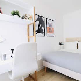 Отдельная комната сдается в аренду за 675 € в месяц в Nice, Rue Guiglia