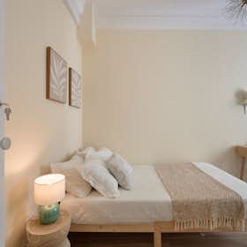 Private room for rent for €500 per month in Lisbon, Avenida João Crisóstomo