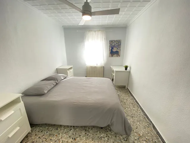 Private room in Calle de Tordegrillos, Madrid (1491527) room image 1
