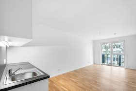 Wohnung zu mieten für 1.006 € pro Monat in Berlin, Löwenberger Straße