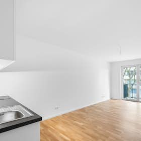 Appartement for rent for 1 006 € per month in Berlin, Löwenberger Straße
