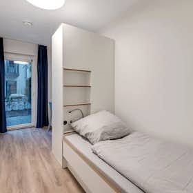 Private room for rent for €650 per month in Berlin, Rathenaustraße