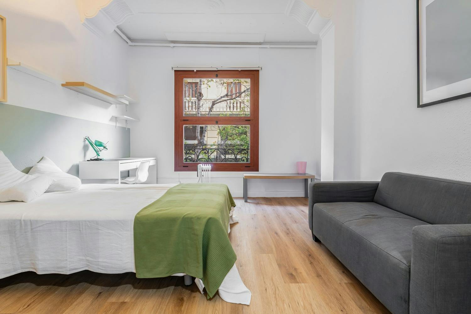 Gran Via Marquès del Túria Gran Via, Valencia preview