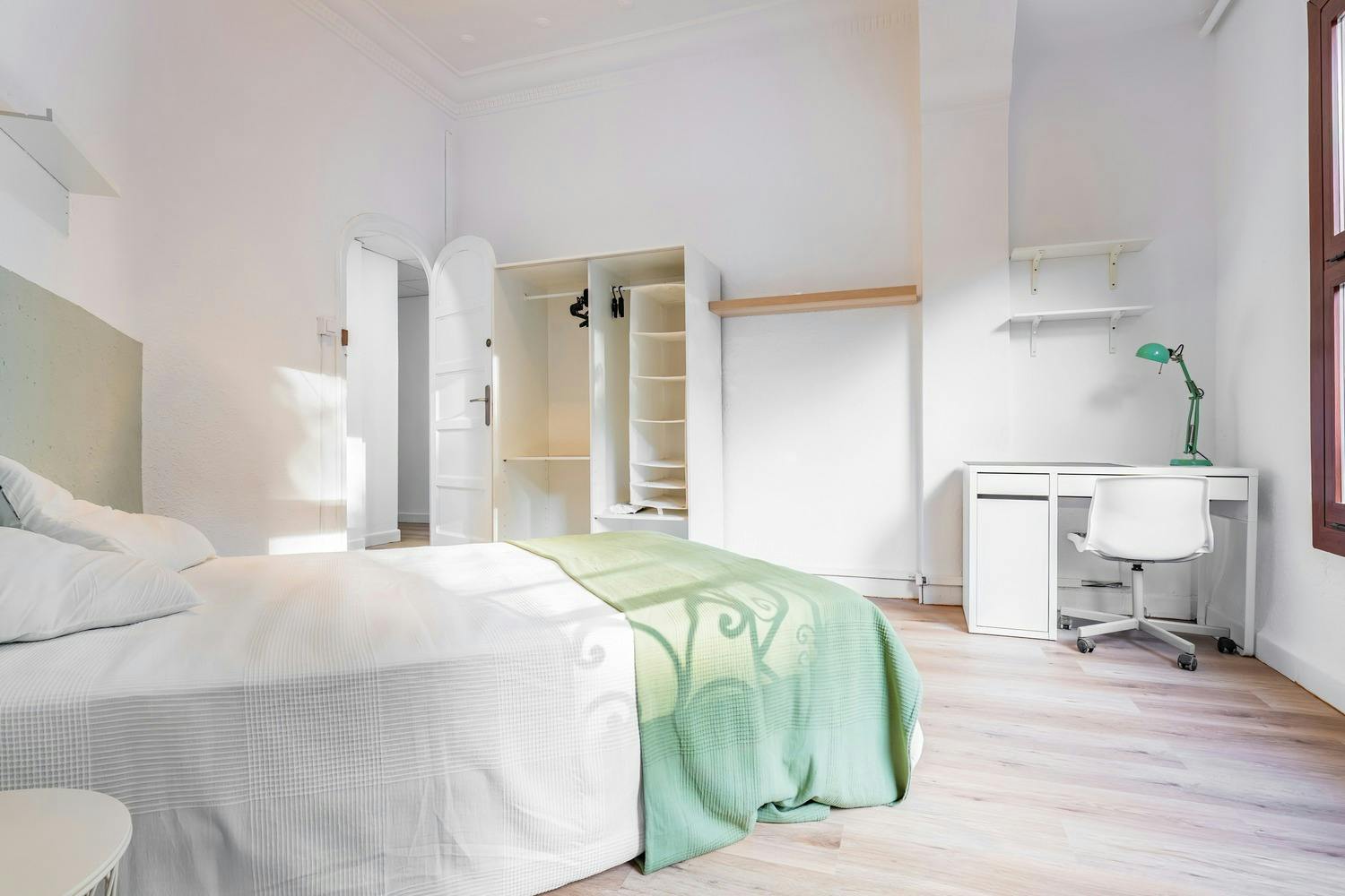 Gran Via Marquès del Túria Gran Via, Valencia Valencia