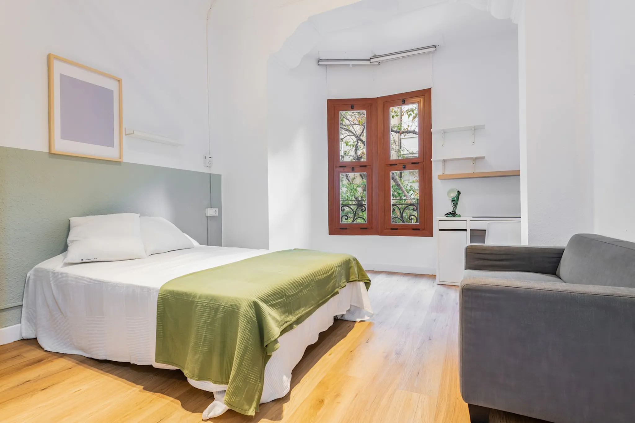 Gran Via Marquès del Túria Gran Via, Valencia preview