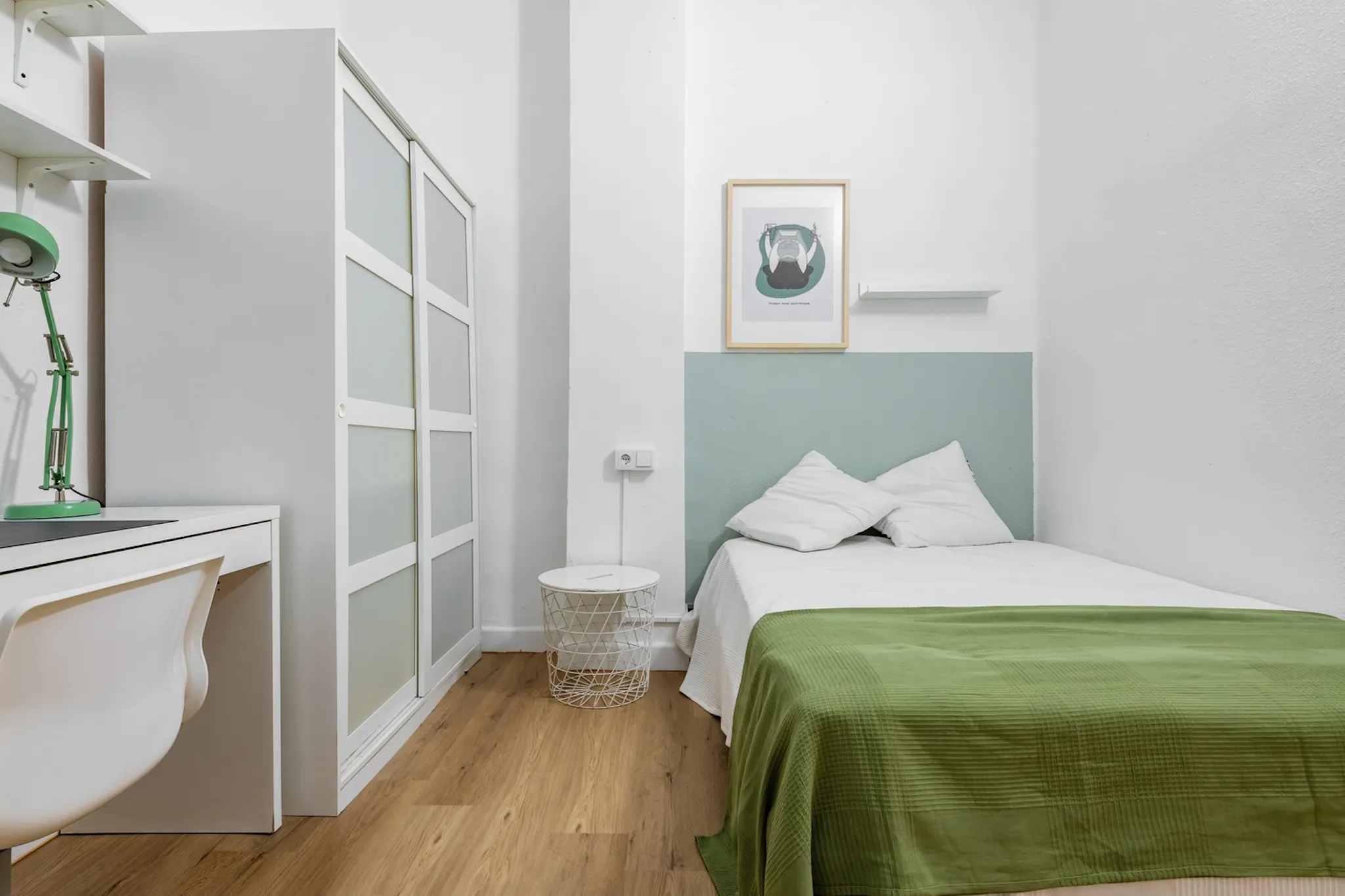 Gran Via Marquès del Túria Gran Via, Valencia preview