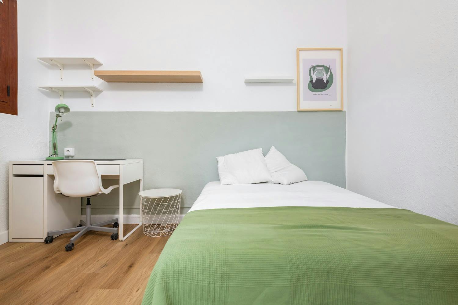 Private room for rent for €375 per month in Valencia, Gran Via Marquès del Túria Gran Via